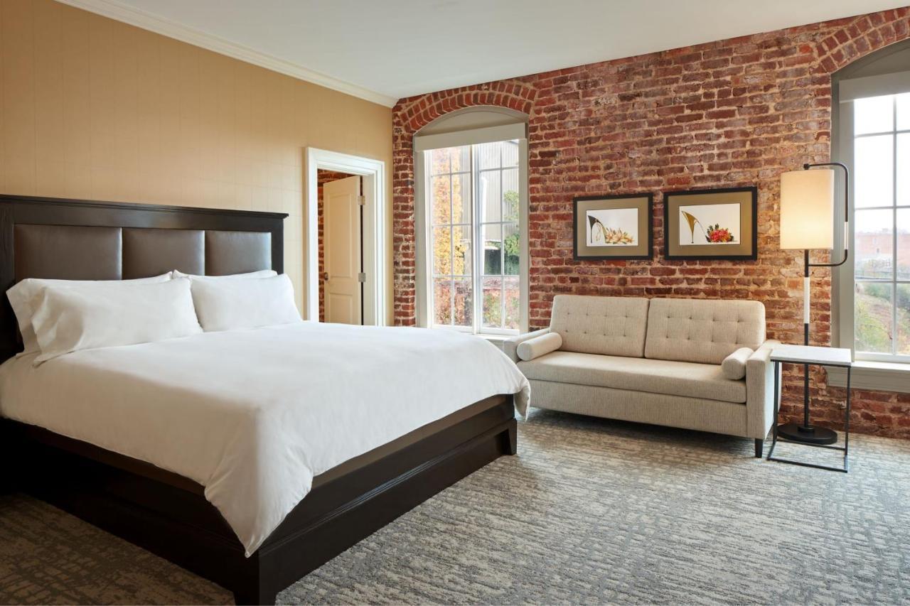 Craddock Terry Hotel, Lynchburg, A Tribute Portfolio Hotel Exterior photo